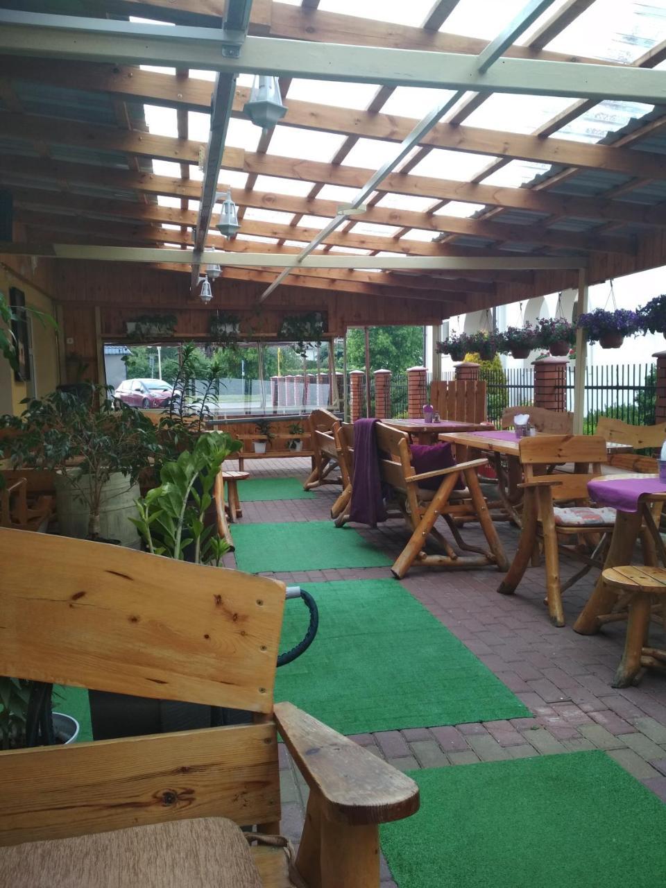 Pensjonat I Restauracja U Zdzicha Rowy  Ngoại thất bức ảnh