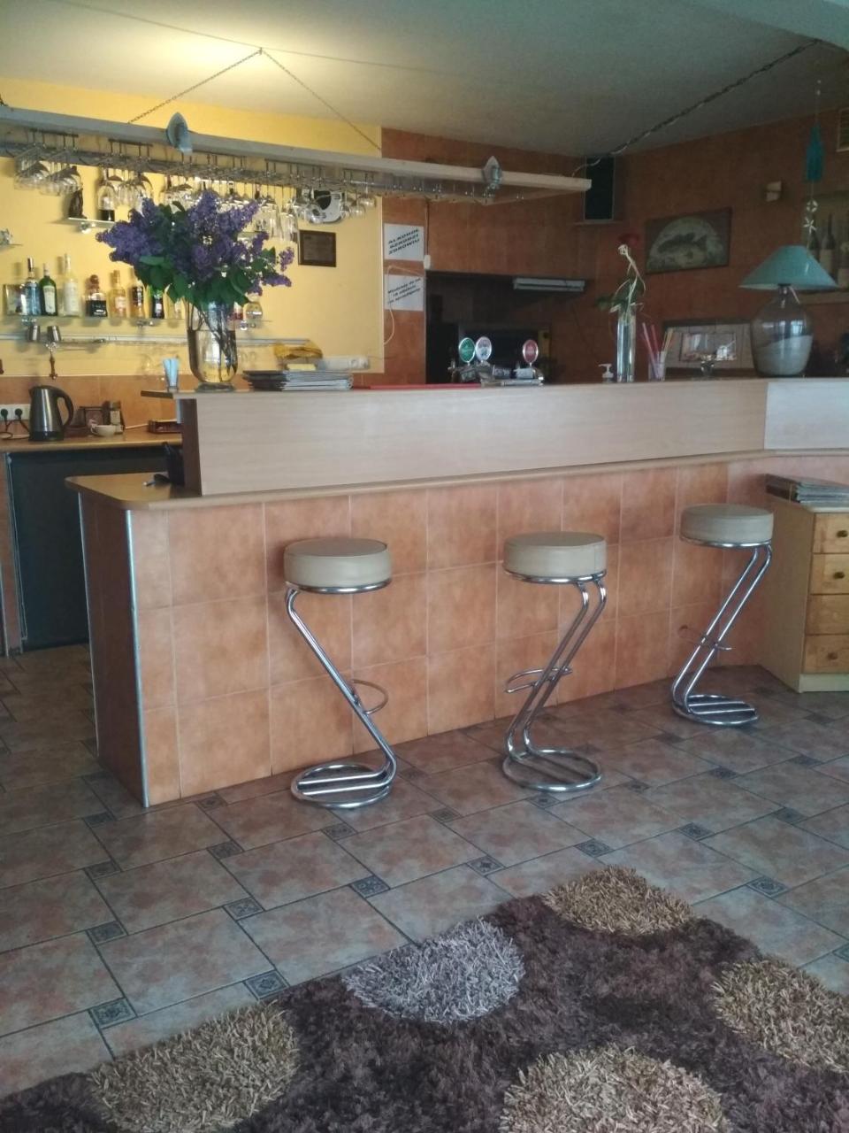 Pensjonat I Restauracja U Zdzicha Rowy  Ngoại thất bức ảnh